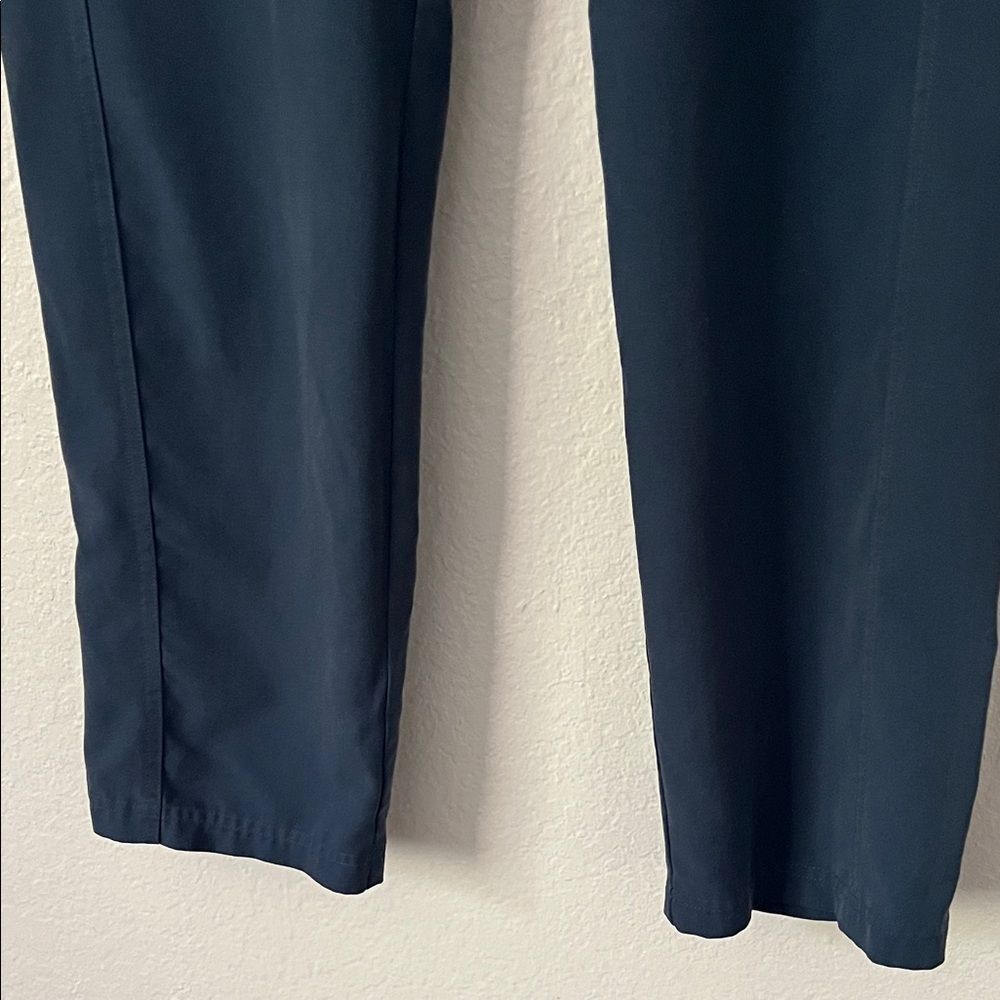 EUC Figs Scrub Pants in Size M - Picture 3 of 12
